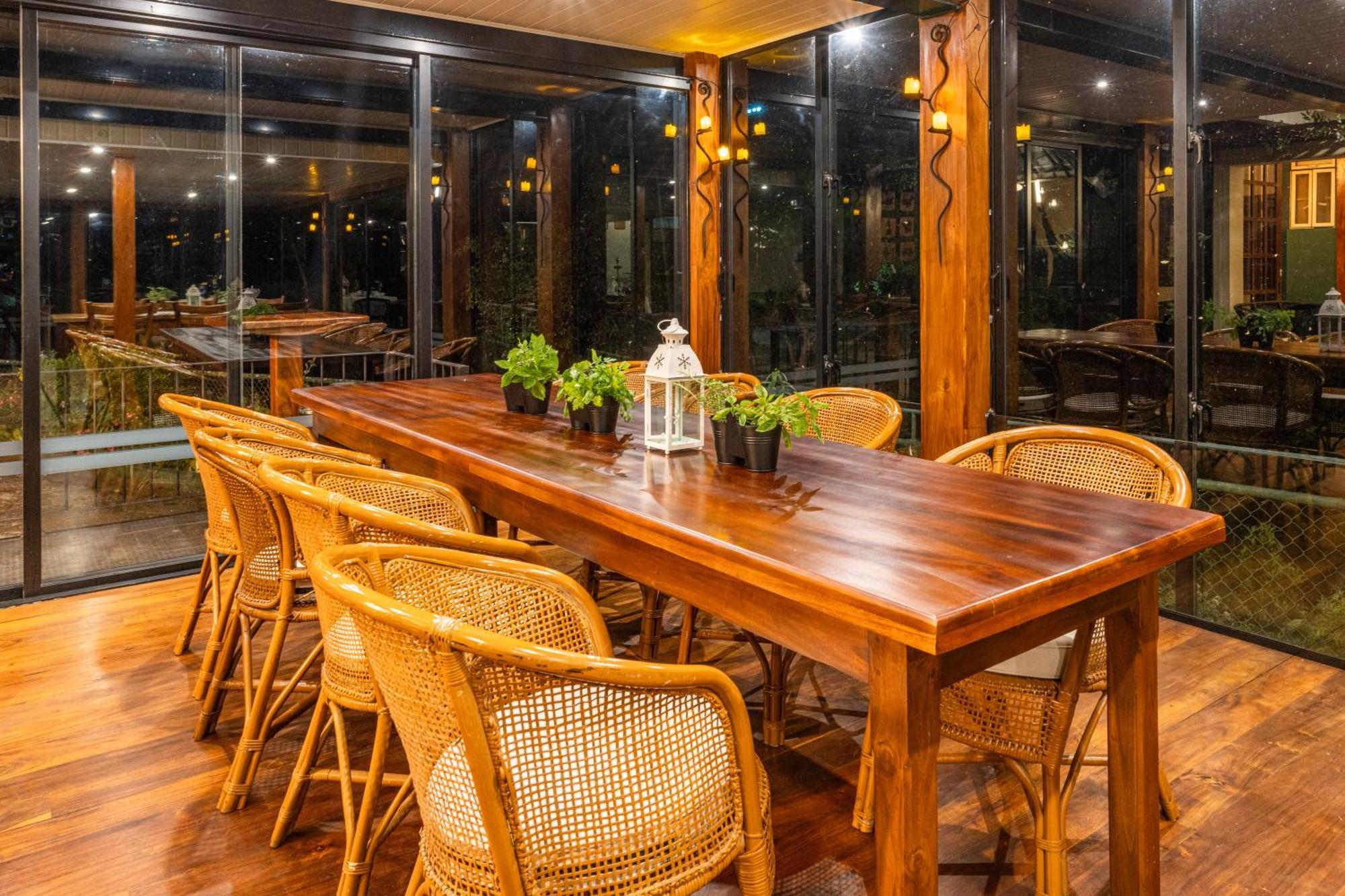 The Riverston Grand Matale Esterno foto